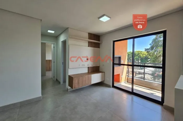 Apartamento com 2 quartos e 1 vaga para aluguel no Portão
