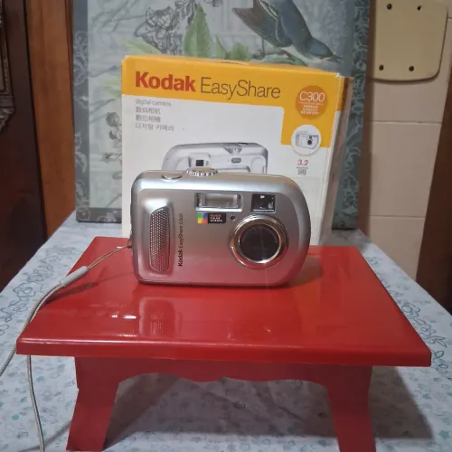 Câmera kodak Easyshare c300..