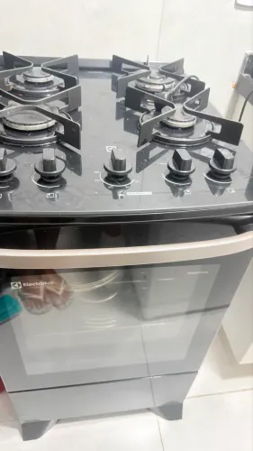 Vendo fogão eletrolux