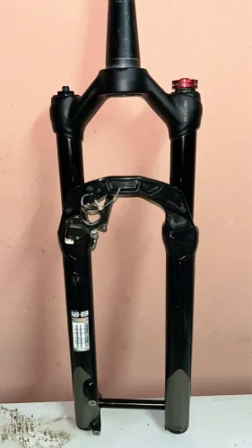 Suspensão Manitou Machete 