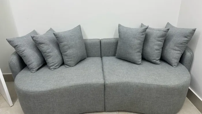 OPORTUNIDADE!! Sofá orgânico em estado de novo