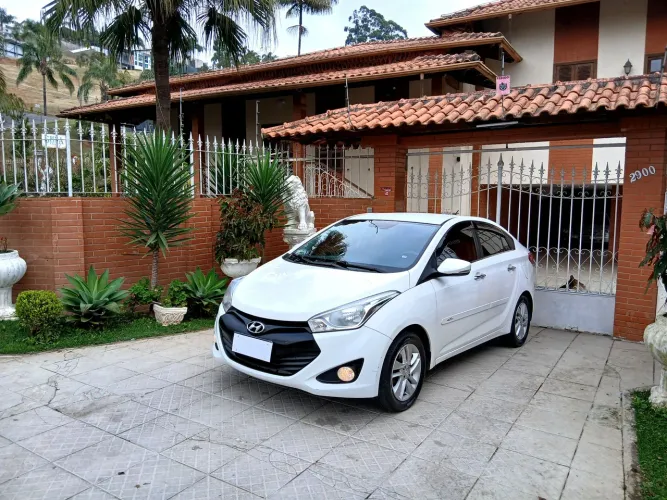 Hyundai HB20S Premium 1.6 Flex 16V Aut. 4P 2015