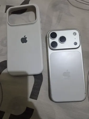 Iphone 17 pro 256gb tela trocada