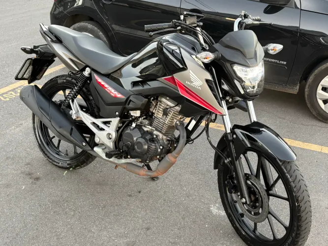 Titan 160