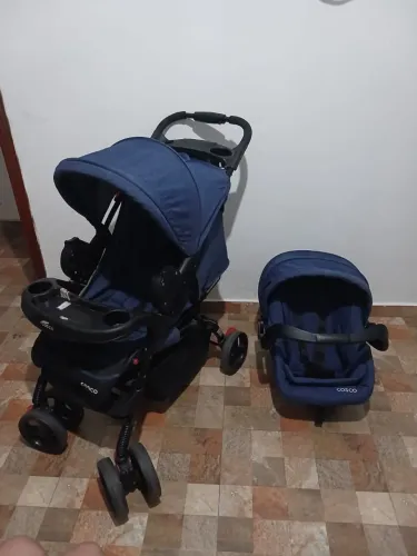 Carrinho de Bebê Cosco