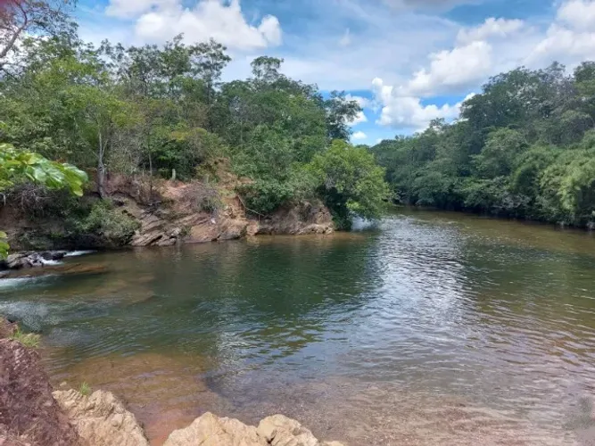 BALNEARIO COM RESTAURANTE NA ESTRADA DA CHAPADA DOS GUIMARÃES-MT