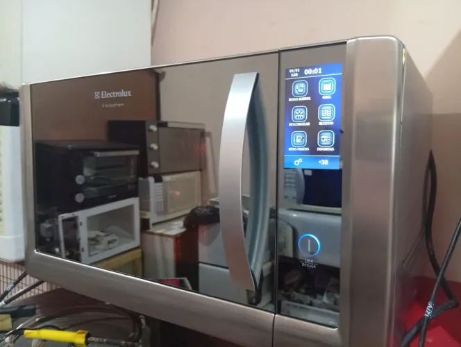Microondas 43 Litros Electrolux Blue Touch 