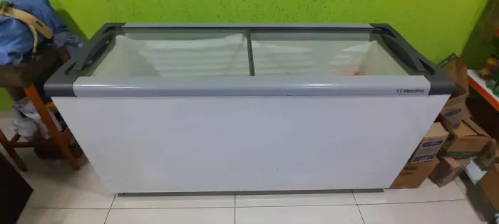 VENDO FREEZER HORIZONTAL METALFRIO