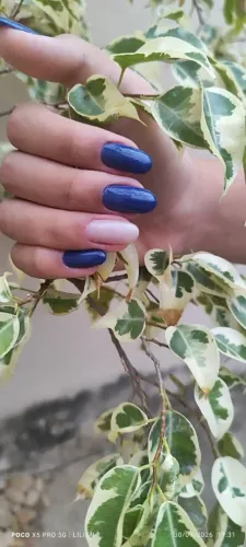 Preciso de uma manicure pra trabalhar em salão de beleza