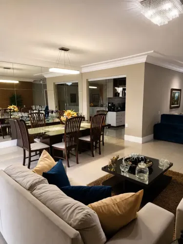 Vendo magestoso apartamento de 220m2 . Na João Balbi - Nazaré - Belém - PA