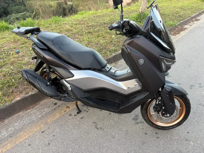 Yamaha NMAX 160 ABS 2025 | 7.500 km | Único Dono | Garantia de Fábrica