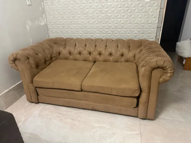 Sofá chesterfield