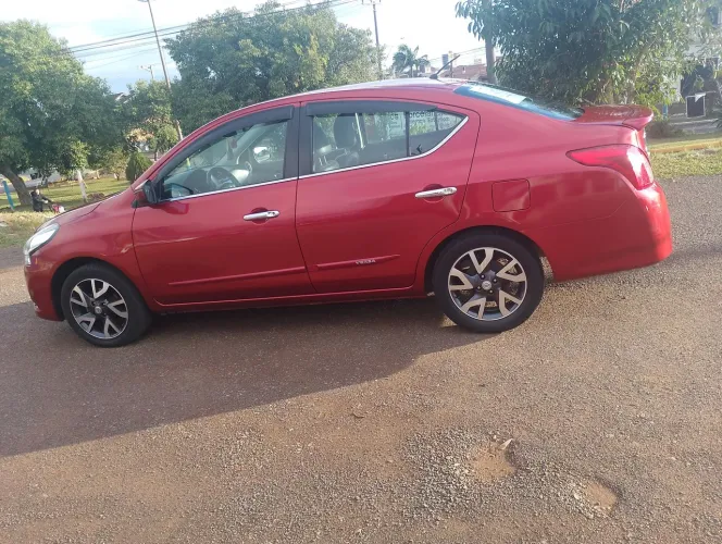 Nissan Versa Unique 1.6 16V Flex 4P Mec. 2016