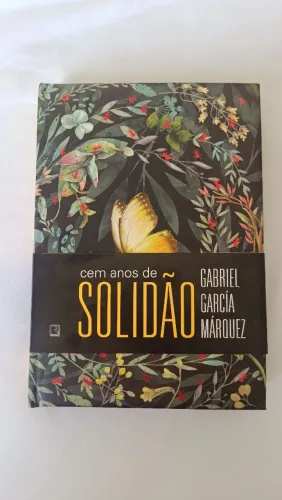 Cem anos de solidão