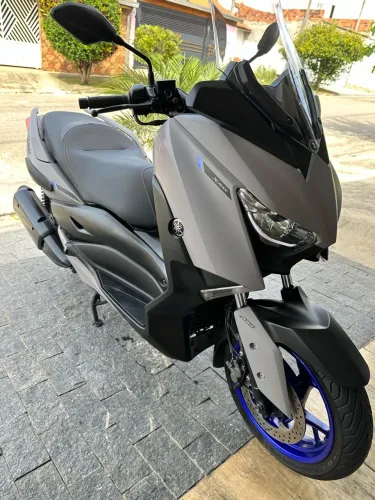 Xmax 250 segunda dona