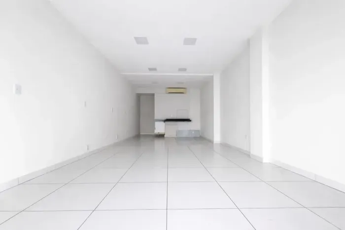 RC-ALUGA-SE PONTO COMERCIAL CREMAÇÃO