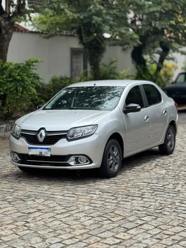 Renault Logan Expression Hi-flex 1.6 8V 4P 2015