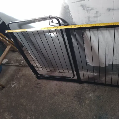 Portão para Pets semi novo 