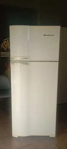 Geladeira continental Frost Free 