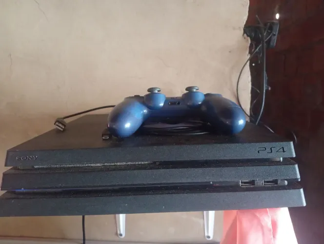 Ps4 Pro 1Tera +1 Controle Leia a Descrição