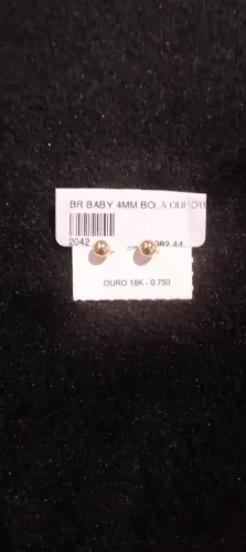 Brinco em ouro 18 k