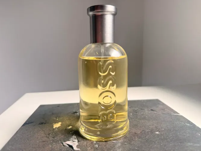 perfume hugo boss bottled