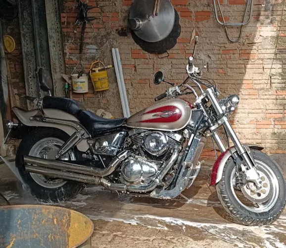 Suzuki Marauder