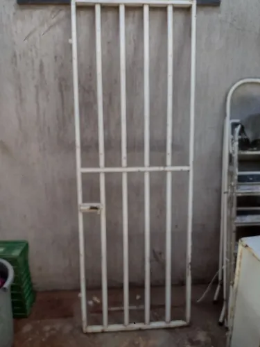 Portãozinho de grade