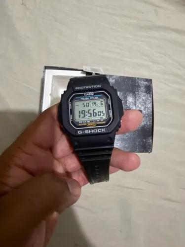 Relógio Casio g shock G-5600UE-1DR Solar