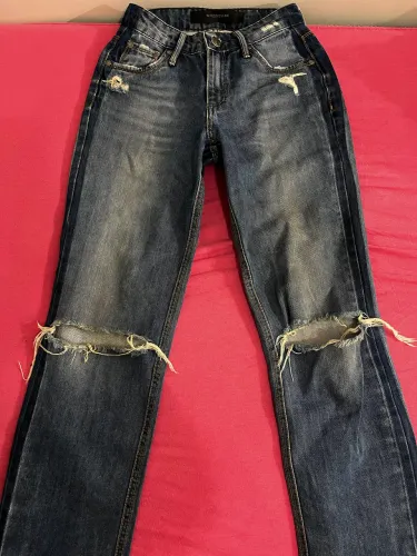 Vende-se calça Damyller