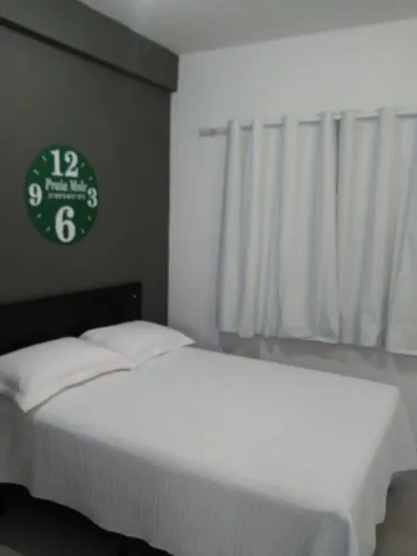 Aluga kitnet mobiliada com ar ,TV e máquina de lavar roupas