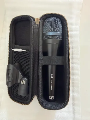 Sennheiser E945 Supercardioide Made In Germany Original com case e capas de espuma