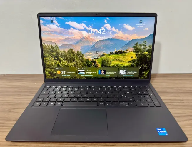 NOTEBOOK DELL INSPIRON 3530 - INTEL i7 13ª GTH - RAM 16GB - SSD 500GB - GARANTIA