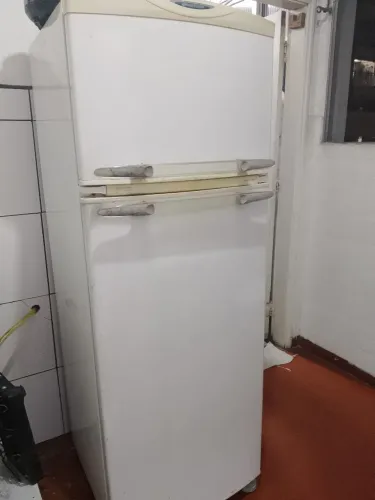 Geladeira duplex Brastemp 220V
