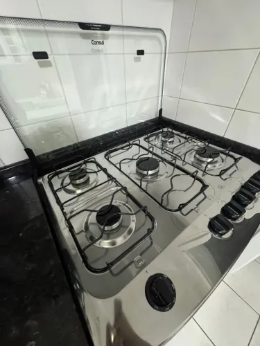 Fogão 5 bocas menos de um ano de uso!