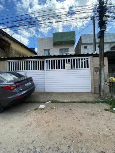 Imóvel para aluguel possui 90 mts² com 3 quartos no Cordeiro - Recife.