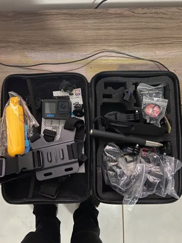 GoPro Hero 13 Black + Kit Aventura Completo + Cartão 128GB