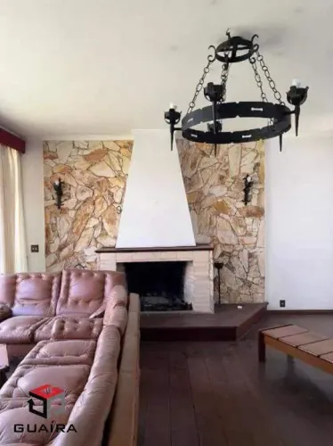 Casa Térrea à venda 4 quartos 1 suíte 4 vagas Nova Petrópolis - São Bernardo do Campo - SP
