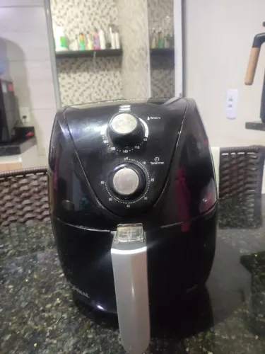 Air fryer 
