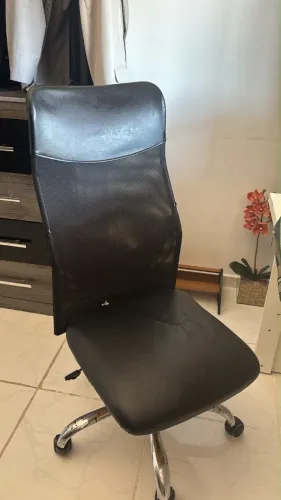 Cadeira de Escritório Preta