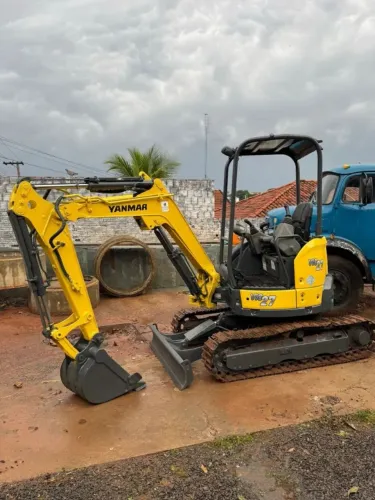 Mini escavadeira para locação 