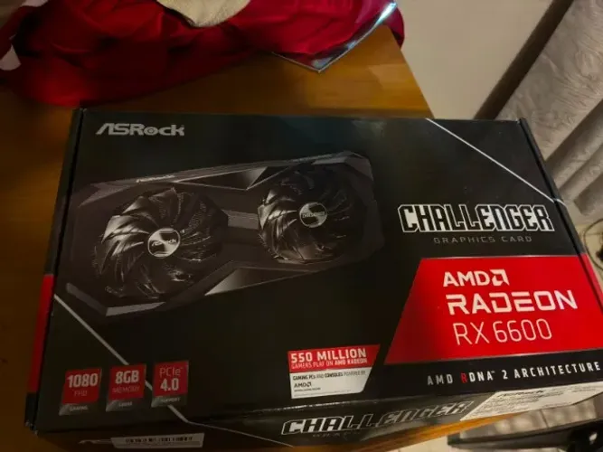Placa de Vídeo ASRock AMD Radeon RX 6600 Challenger 8GB GDDR6 PCIe 4.0 - Excelente Estado