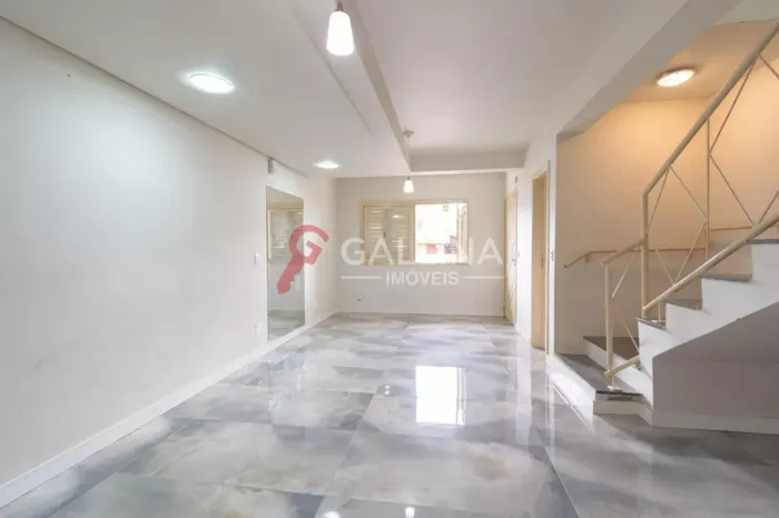 Casa para Alugar em Canoas - Ampla, Semi Mobiliada e com Energia Solar Próxima à Ulbra | C