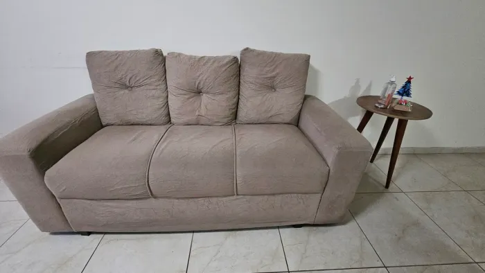 CConjunto de sofá 3 e 2 lugares, no tecido suede