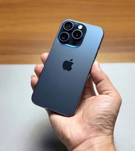 Iphone 15 pro azul 128gb 06 meses de garantia 