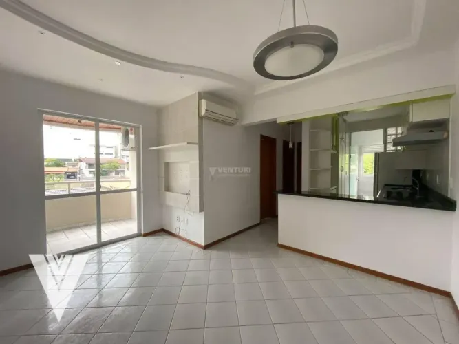 Apartamento com 2 dormitórios para alugar, 54 m² por R$ 2.100/mês - Escola Agrícola - Blum