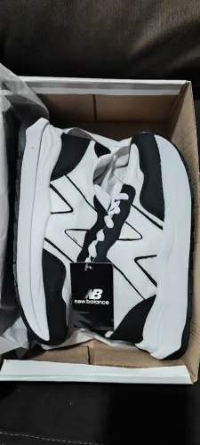 Tênis Feminino New Balance tamanho 37