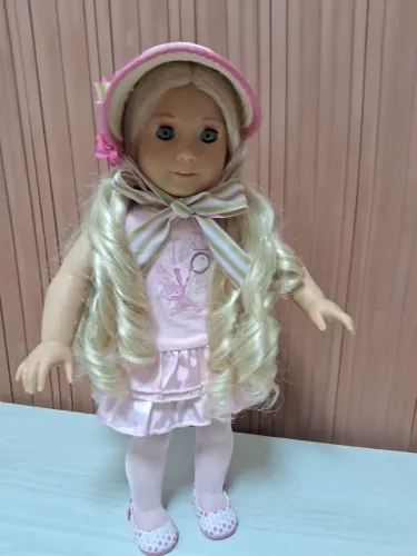 Boneca american gilr caroline