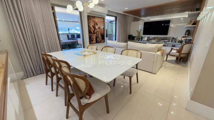 Cobertura linear para venda possui 180 metros quadrados com 3 quartos em Icaraí - Niterói 