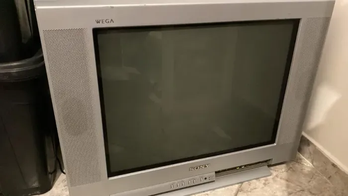 TV Sony WEGA 29 Perfeita p/ Games Retrô